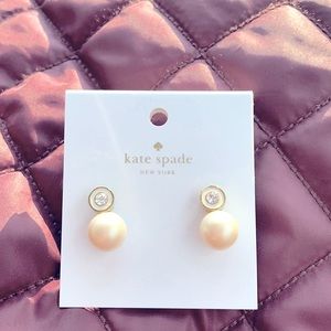 Kate Spade ♠️ NWT pearl earrings!